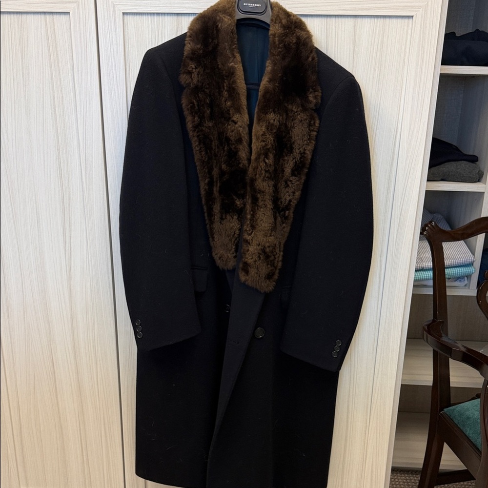 Classic Men's Black Wool Overcoat with Brown Fur Collar